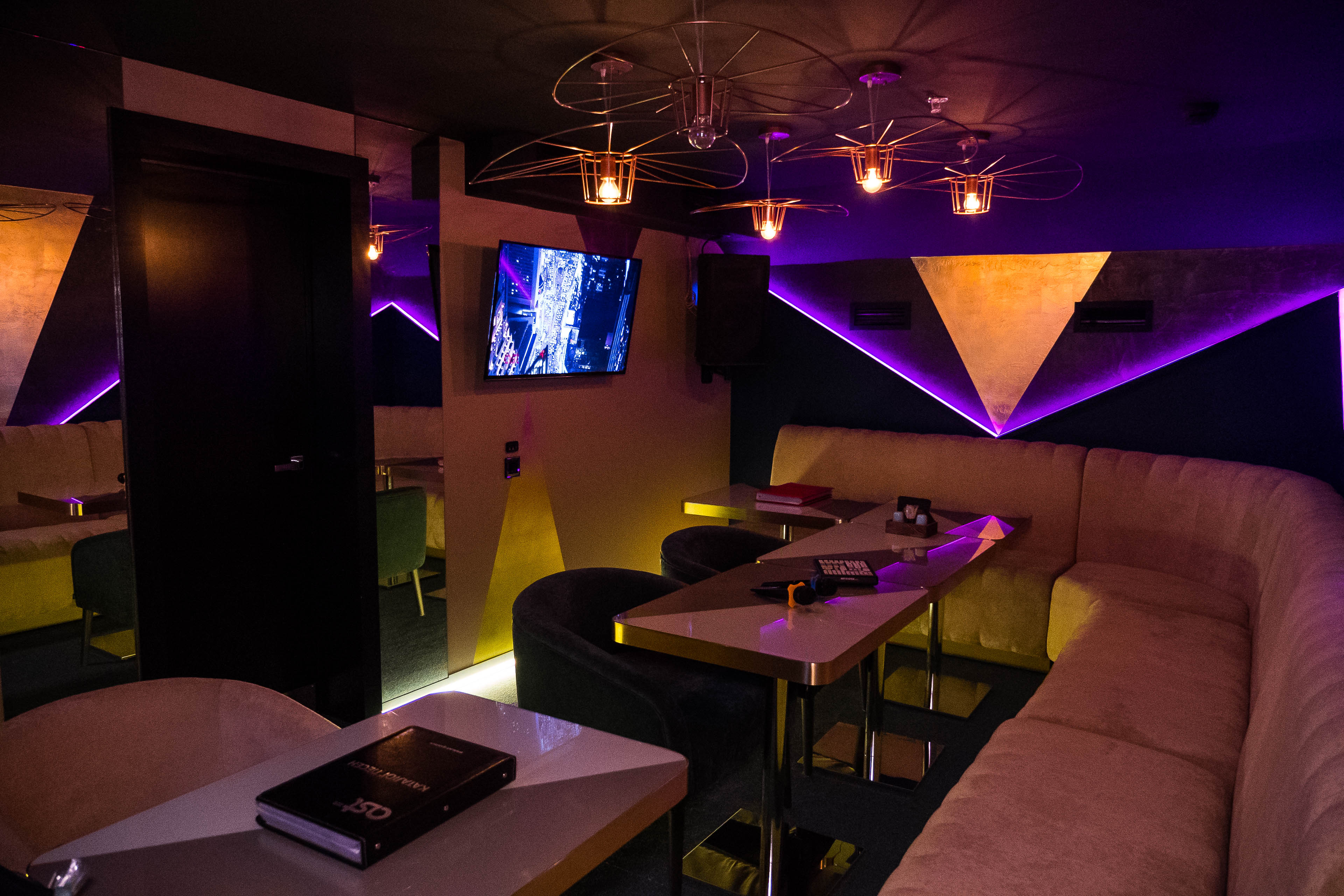Комната Барабан в Karaoke Lights
